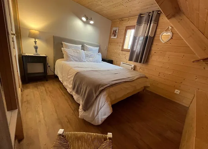 Des Monts Dore Chalet