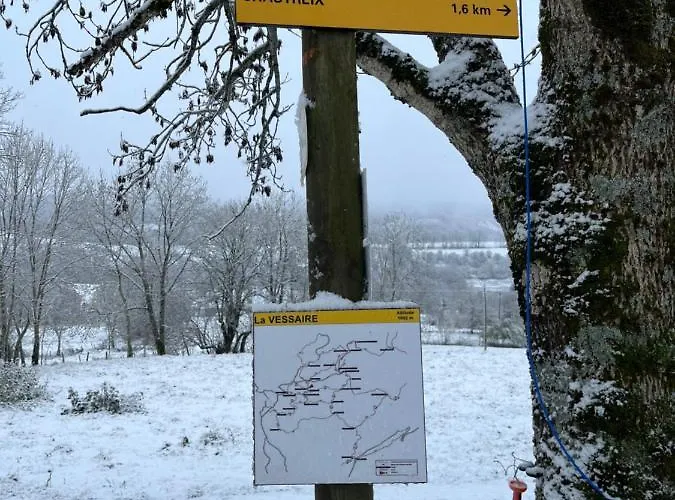 Des Monts Dore Chalet *